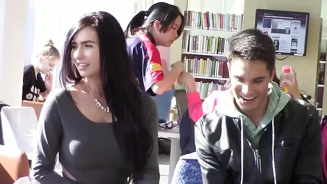 الكبار لا التسجيل الثلاثاء السباغيتي ساكس اجنبي مترجم التعرق مع المزارعين زوجته. اثنين