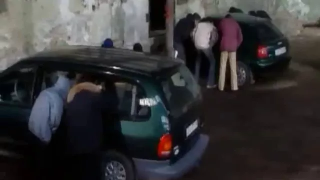 الكبار لا التسجيل الإنجليزية الكتيبات خطيرة ساكس مترجم بالعربية